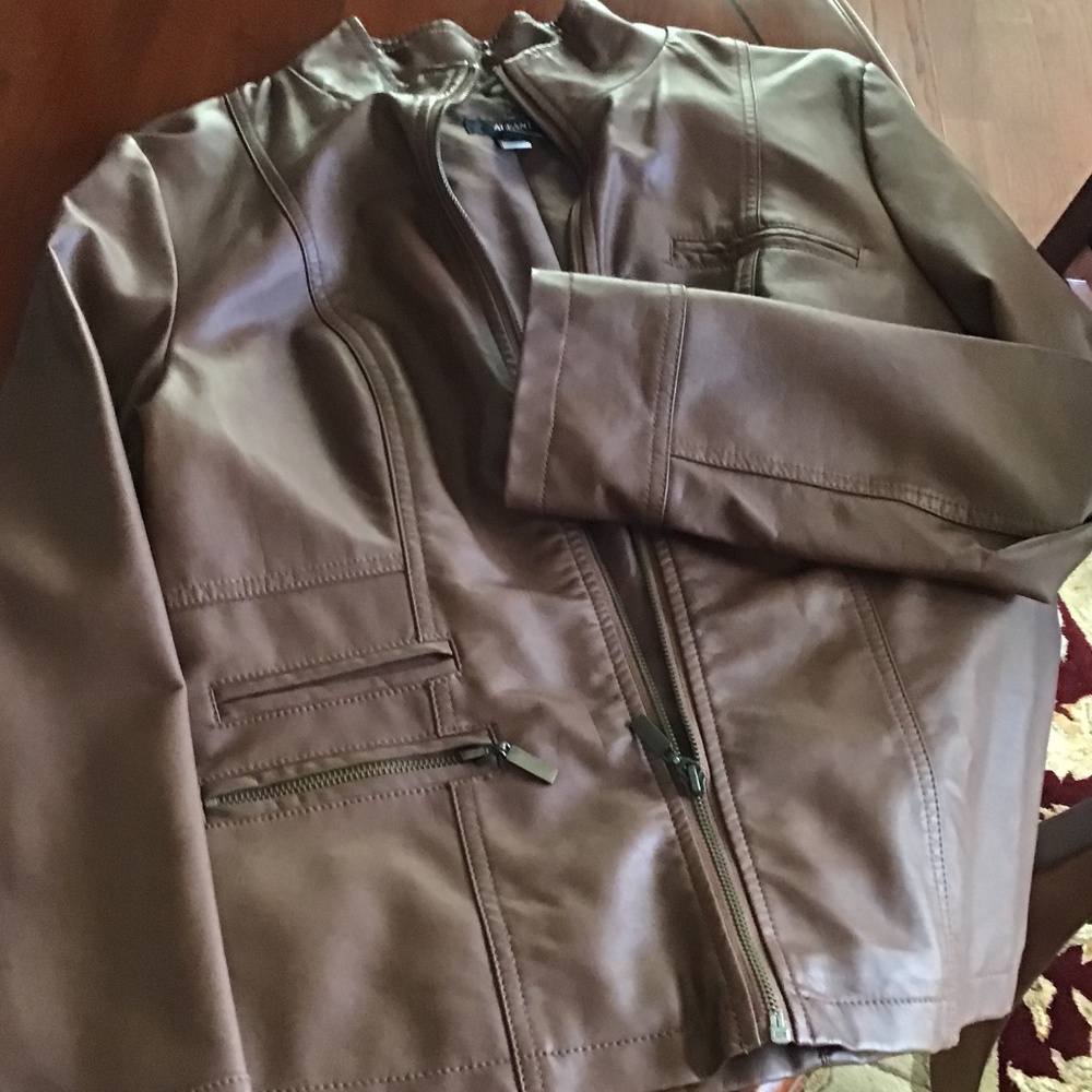 ALFANI FAUX LEATHER JACKET WOMENS